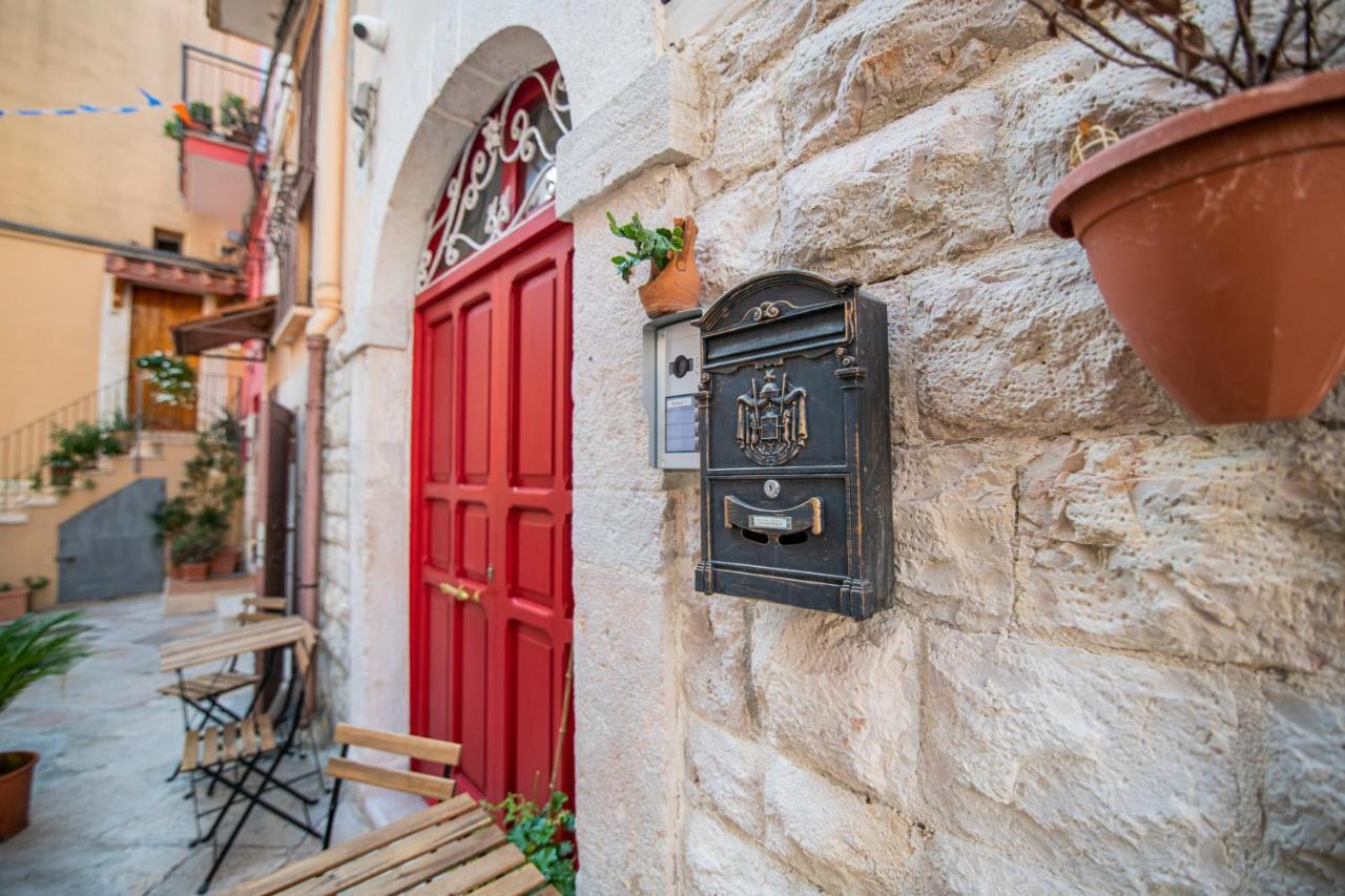 Redmood Guesthouse バルレッタ エクステリア 写真